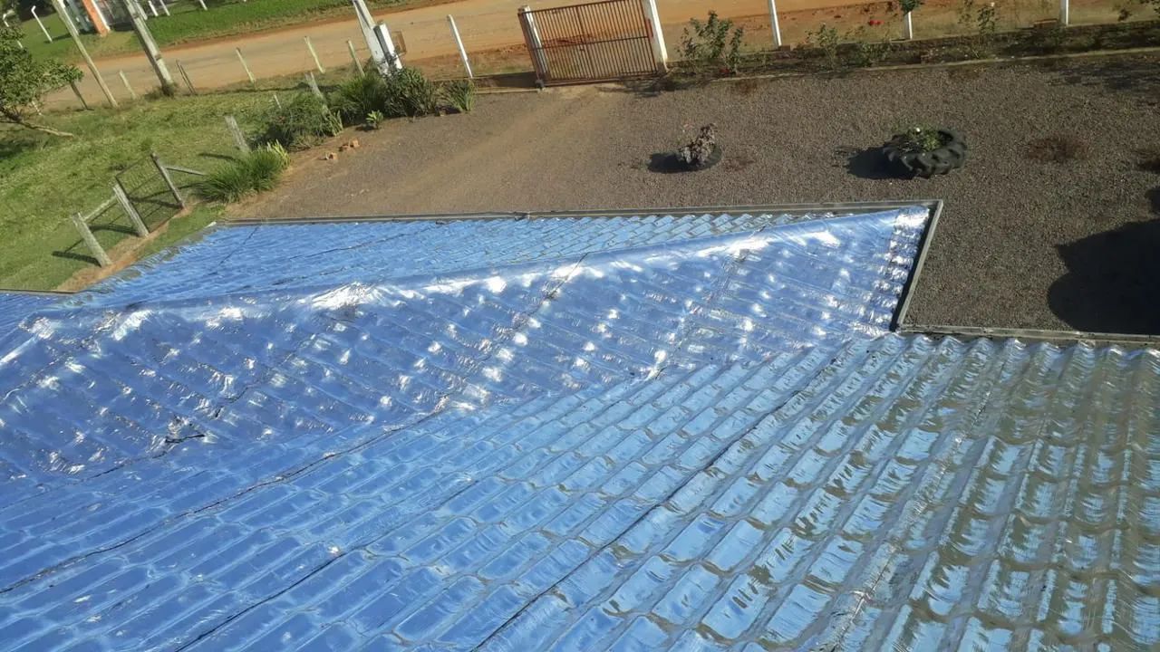 Manta asfáltica aluminizada 3milimetros  - Foto 2