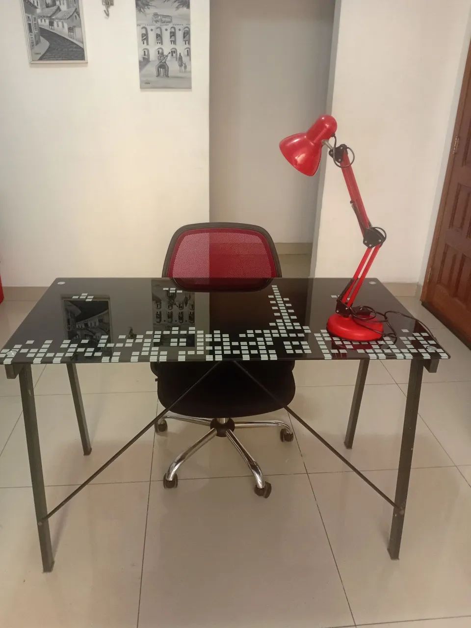 Escrivaninha com cadeira  - Foto 5