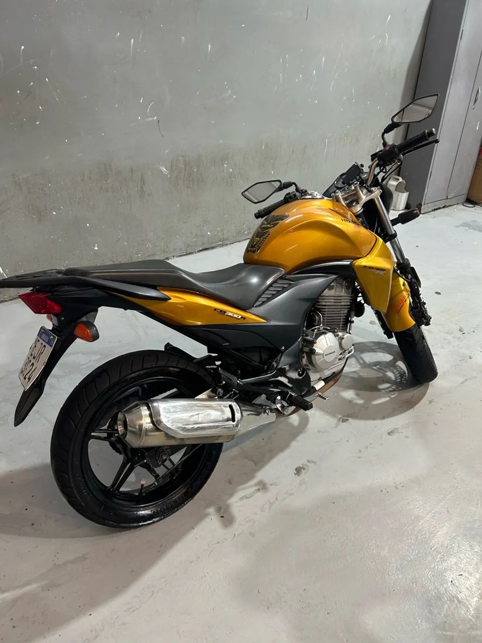 CB 300R - Foto 2