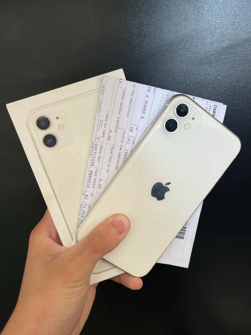 Iphone 11 com caixa e nota  - Foto 2
