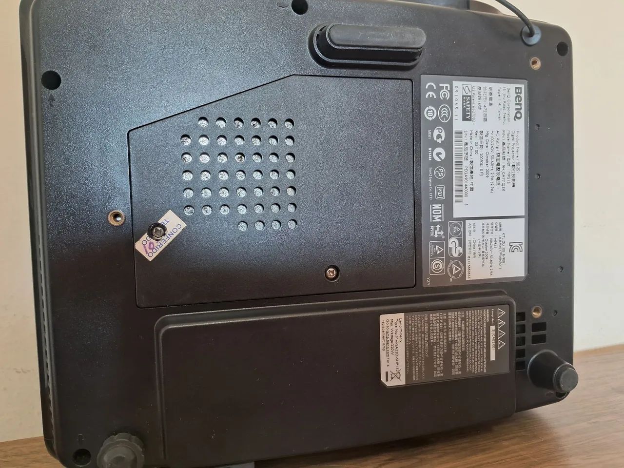 Projetor  Benq  MP515  - Foto 4