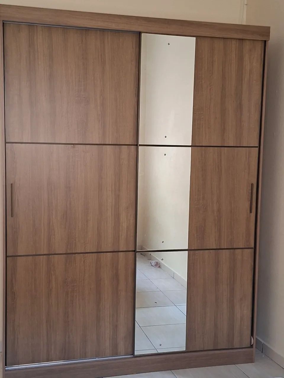 Guardar Roupas seminovos