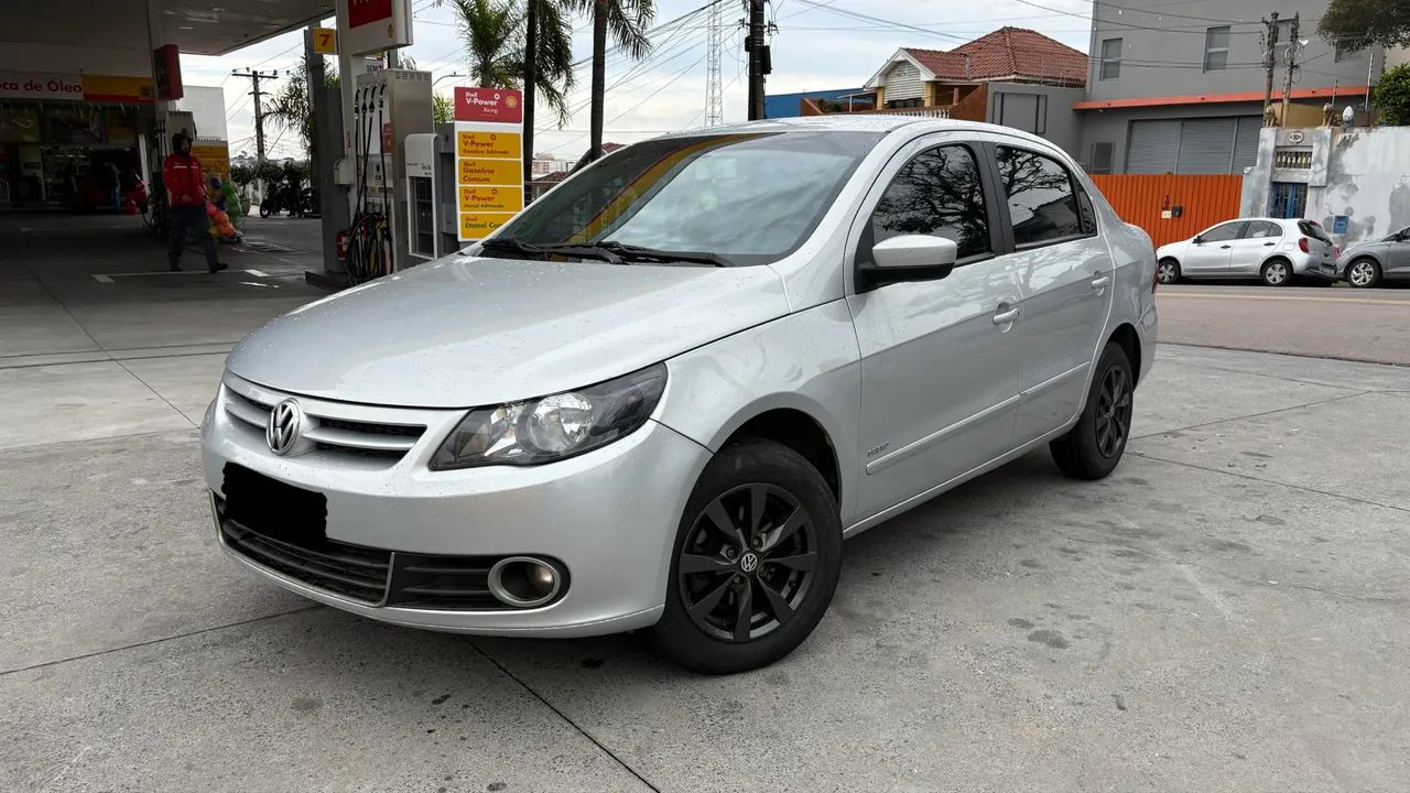Volkswagen Voyage VOYAGE 1.0/1.0 City Mi Total Flex 8V 4p 2011