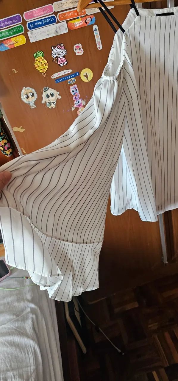 Blusa manga flare - Foto 3
