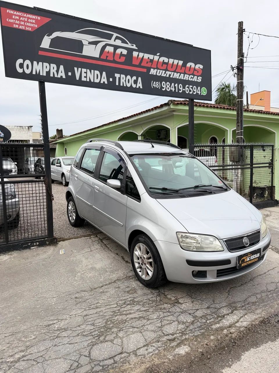 Fiat Idea ELX 1.4 MPI Fire Flex 8V 5P 2010 - Foto 2