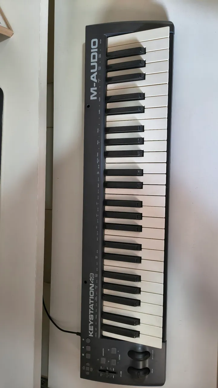 【sonson】 Teclado - Controlador MIDI - SAMSON CARBON 49 - Instrumentos
