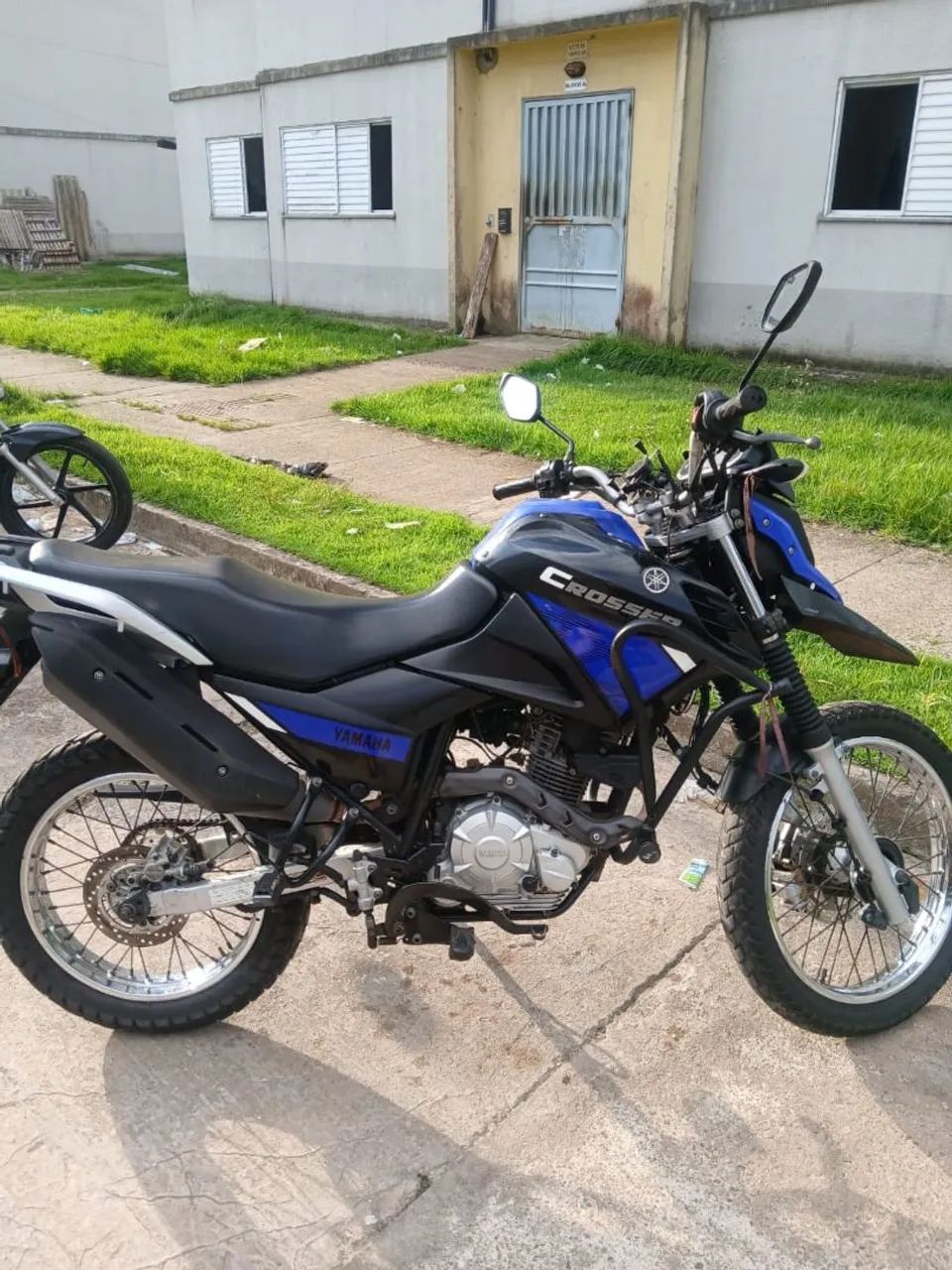 Vendo em perfeito estado quitada selada  - Foto 3