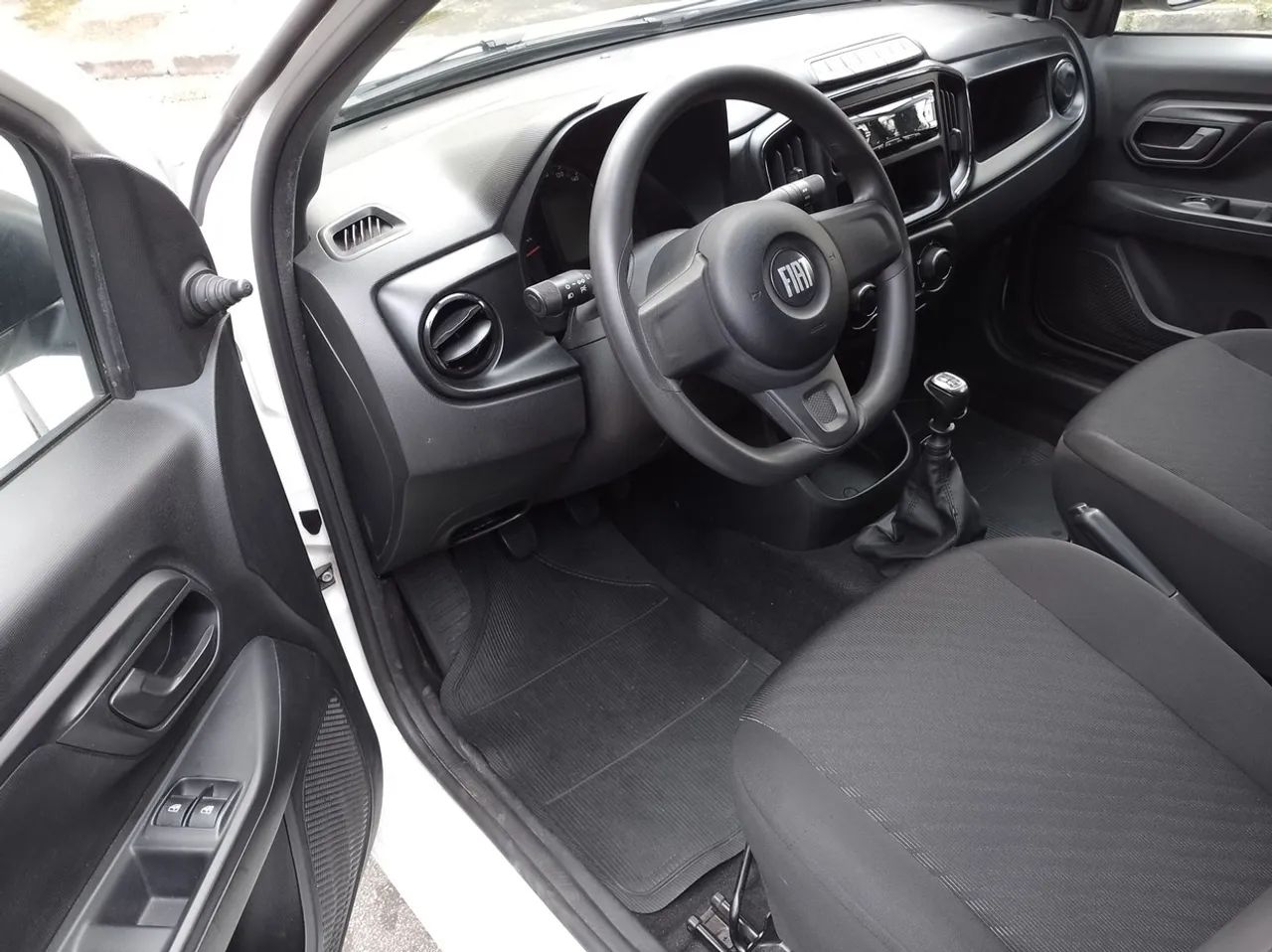Fiat Strada Endurance 1.4 Flex 8V CS Plus 2022 - Foto 5