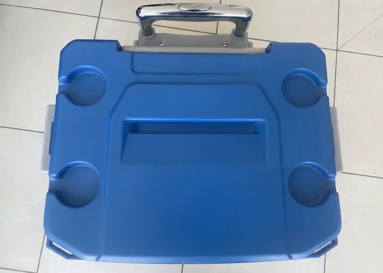 Cooler Igloo Grande com Rodinhas - Azul e Branco | Conservado - Foto 4