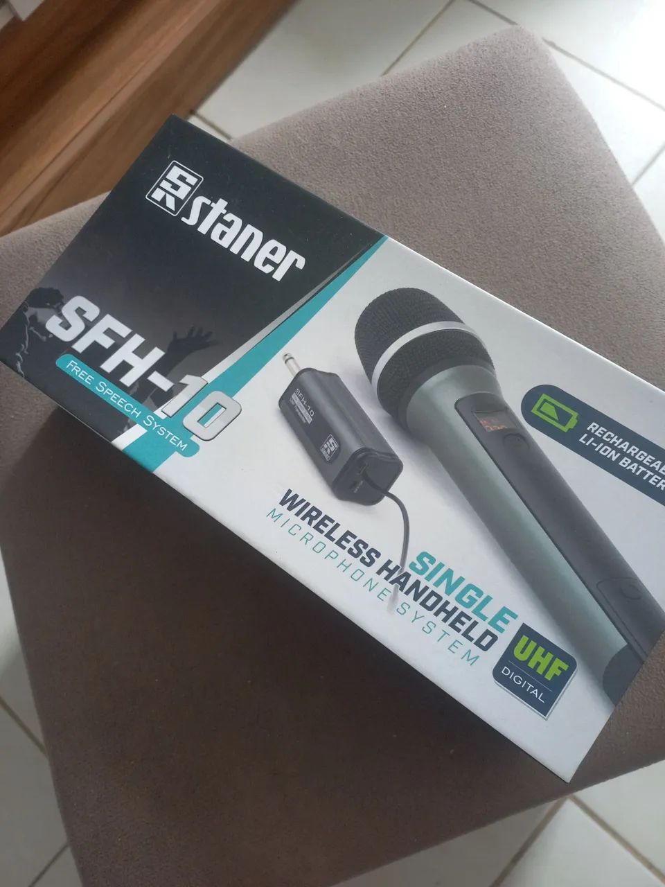 Microfone sem fio Staner