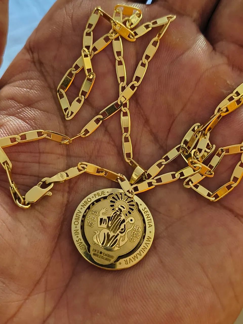 Corrente de ouro 