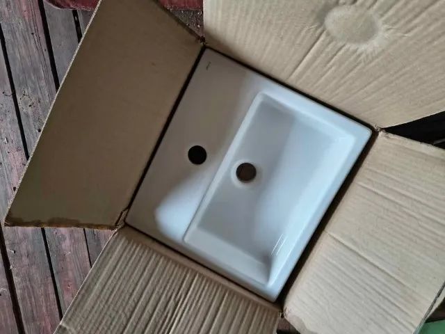 Selling unused Deca semi-recessed sink