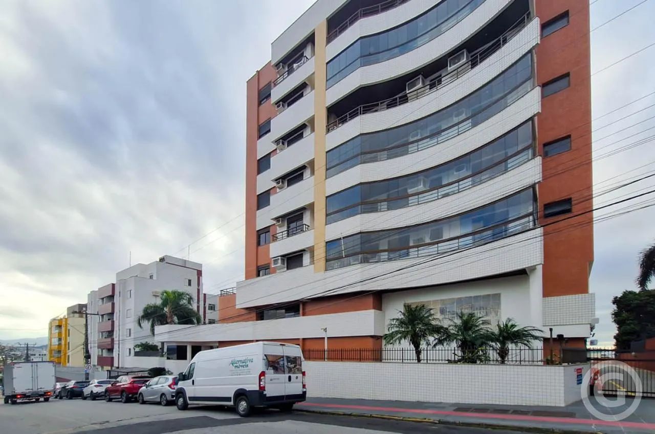 Espaço, conforto e vista para o mar no bairro Bom Abrigo, Florianópolis - Foto 2