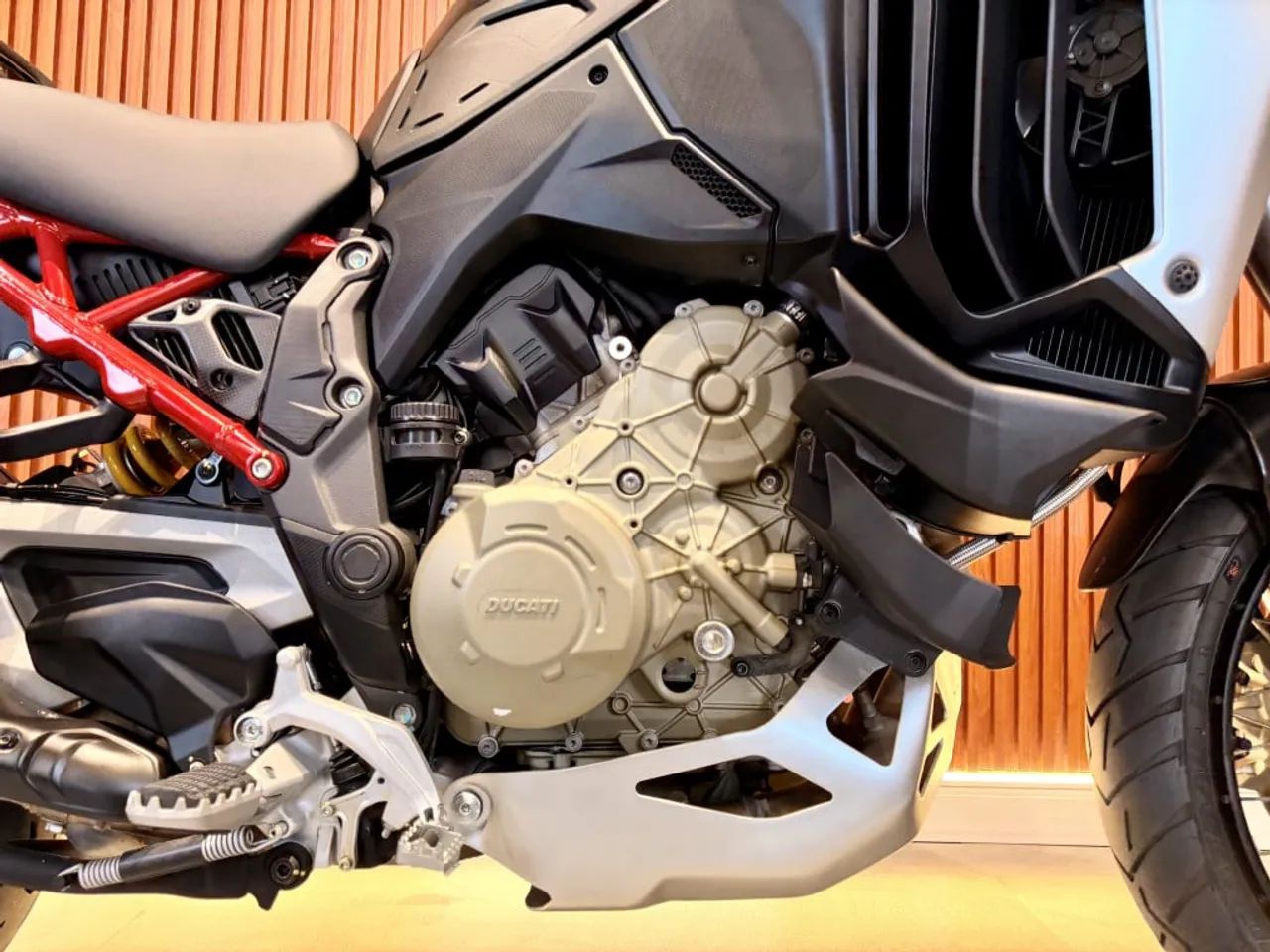 DUCATI MultiStrada 1160 V4 Rally 2025 - Foto 4