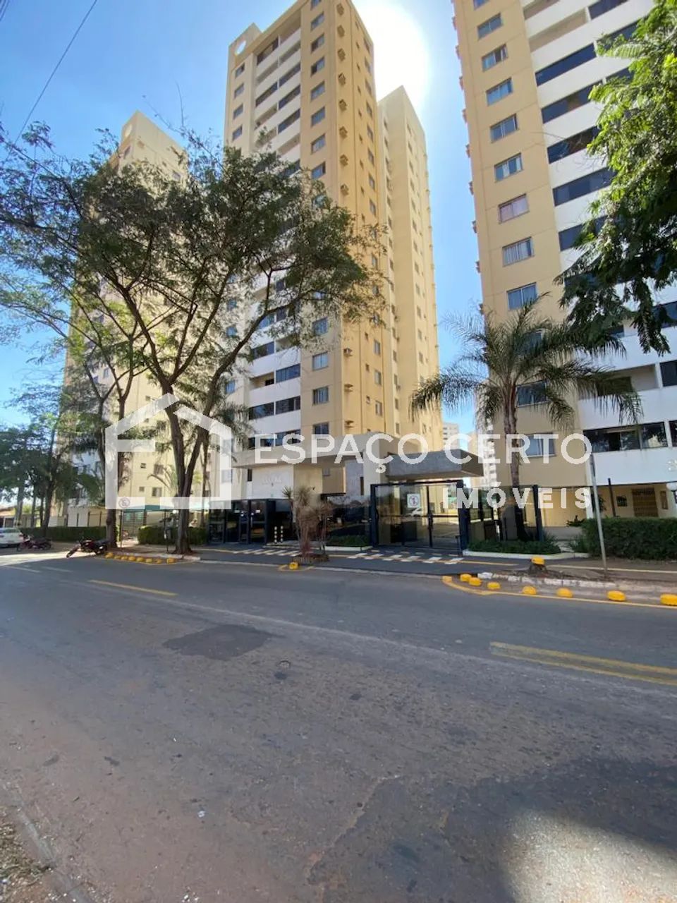 Condomínio Âmbar - Apartamento 203, Bl. 01