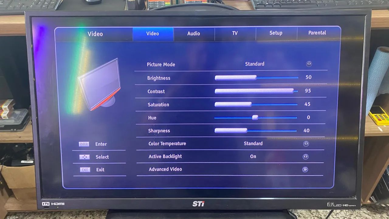 Tv 32 STI ( não é smart )