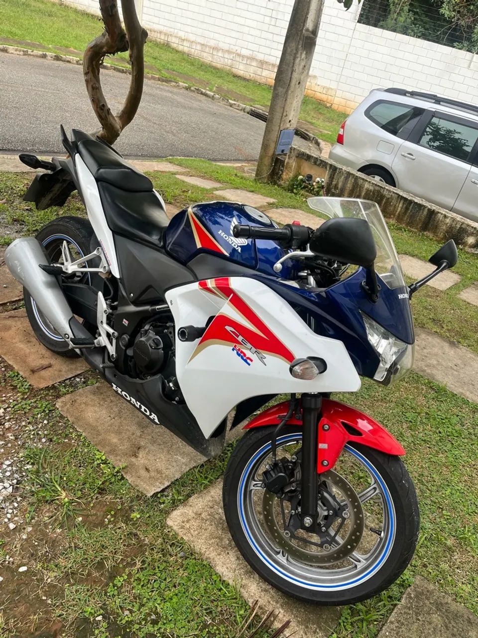 CBR 250r 2012 - 1542275091 | OLX