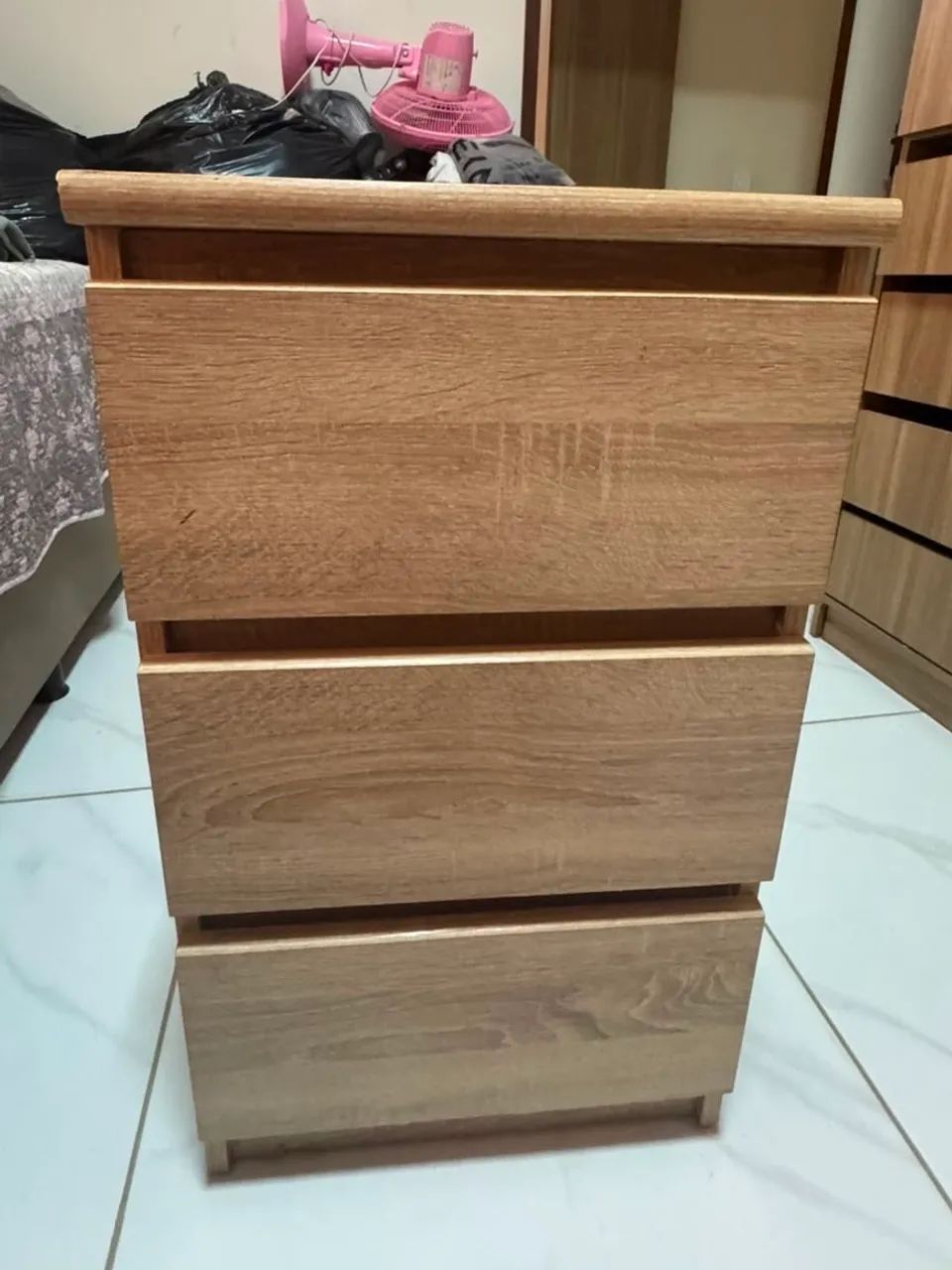 Cômoda 3 Gavetas em MDF - Ótimo Estado