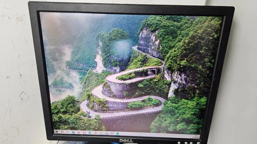 Monitor Dell E178fpc 17 Polegadas Vga - Foto 2