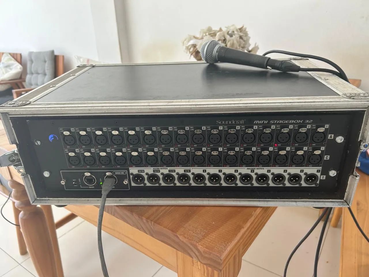 Console Digital Soundcraft Si Expression 3 /Mini Stage Box Soundcraft MSB-32U - Foto 4