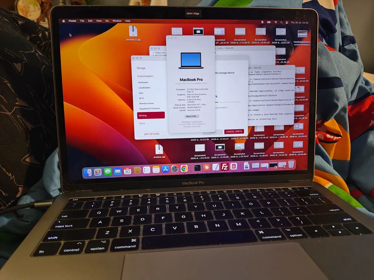 Macbook Pro 13 inch 2017 2,3 GHz 8Gb de ram - Foto 3