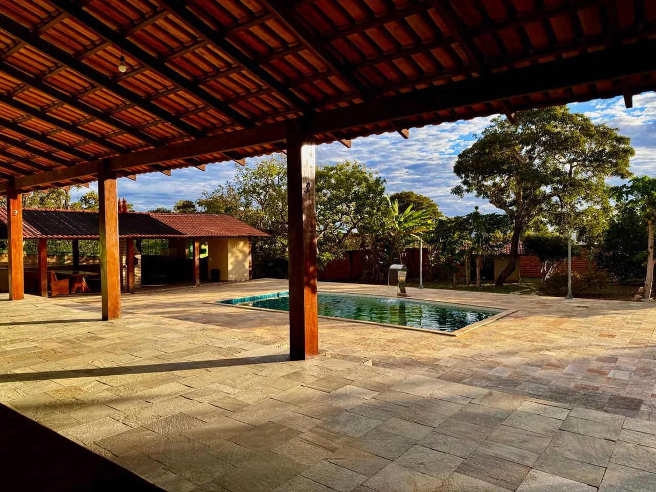 Vende-se/aluga-se chácara em Pirenópolis - Foto 5