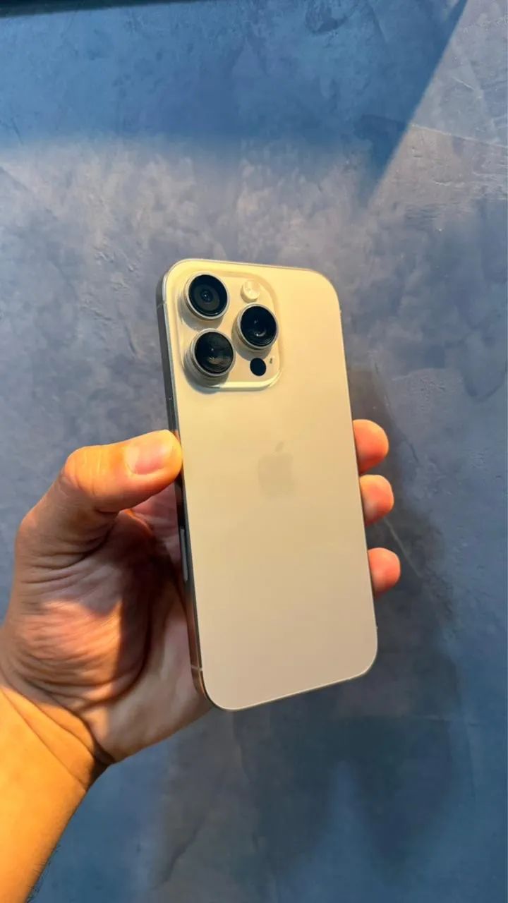 iPhone 16 pro 128 - Foto 2