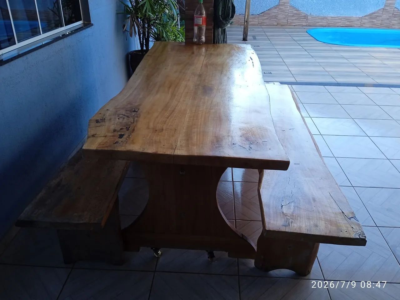 Mesa de madeira maciça  - Foto 5