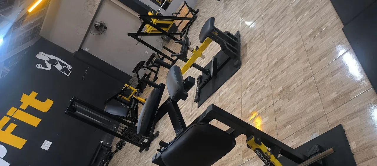 Academia completa com 25 máquinas + 3 esteiras - Foto 3