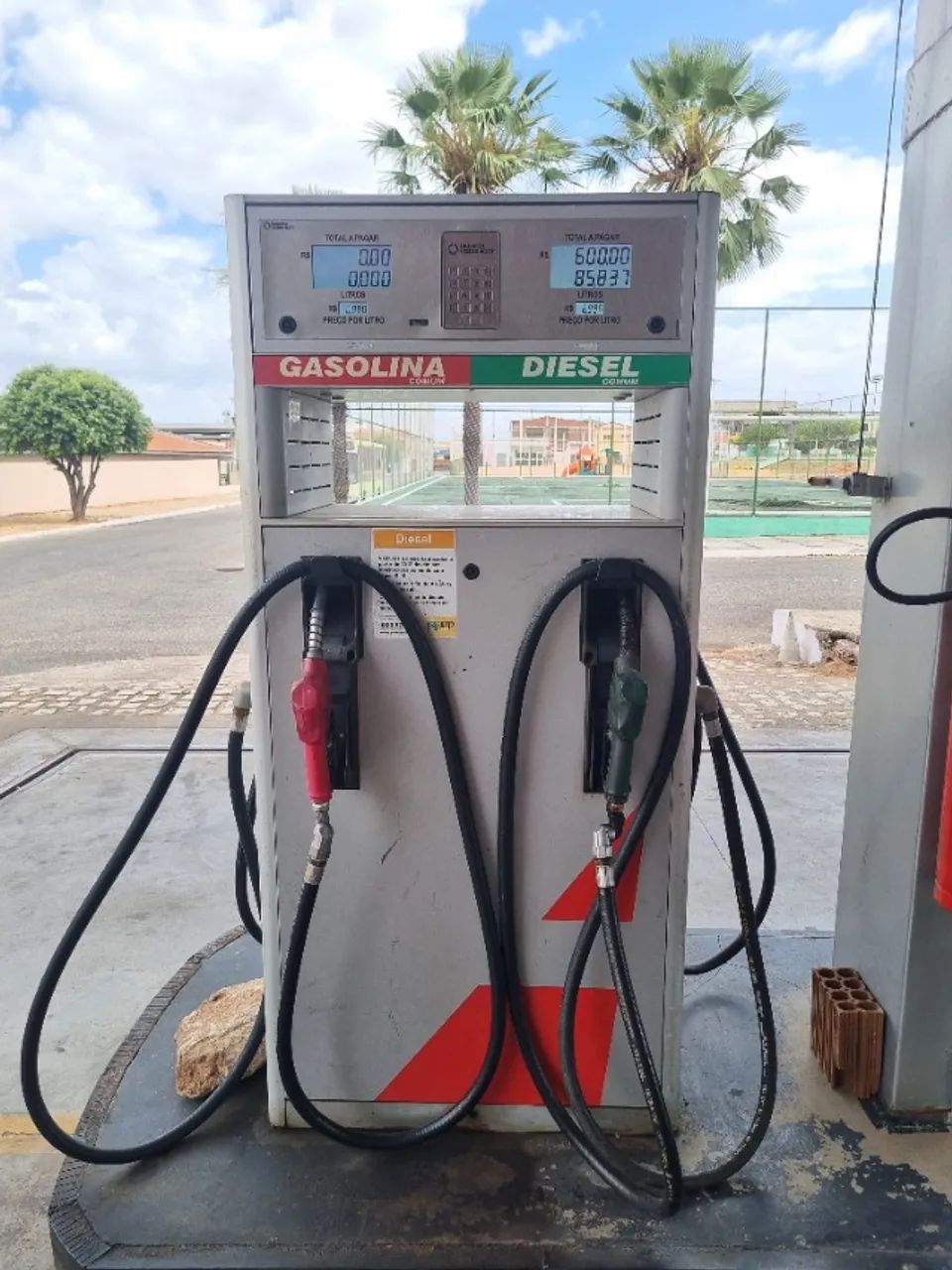Bomba Gilbarco posto combustiveis - Foto 3