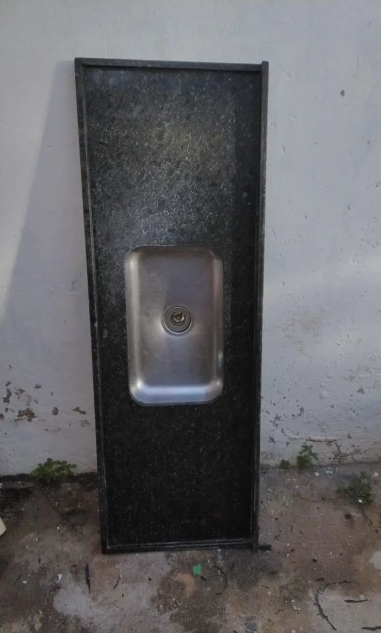 Pia de Cozinha em Granito Preto com Cuba Inox 1,60m - USADA - Foto 2