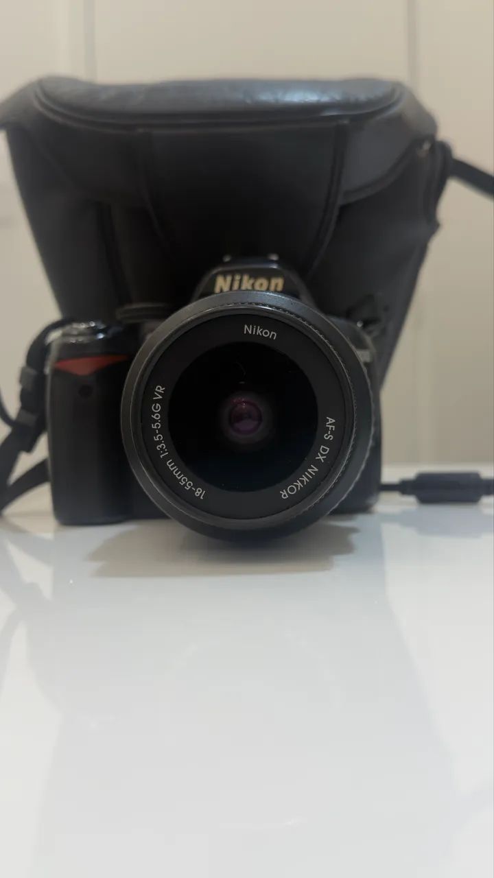 Nikon D3000