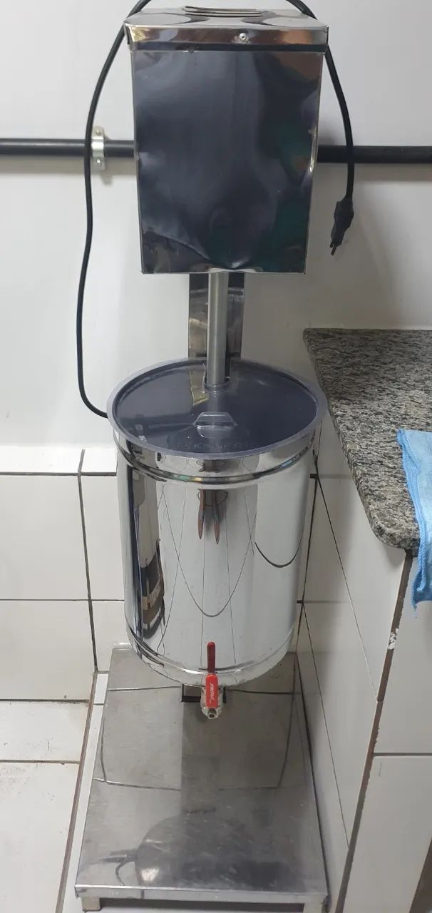 Vendo maquinas de fabricação de Açaí, Sorvetes de pote e Picolés. - Foto 5