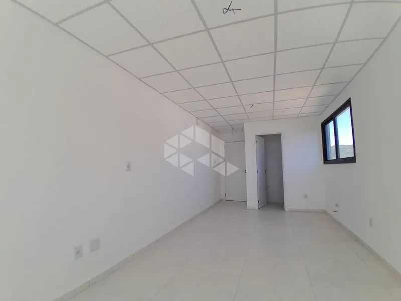 Sala 42M² - para Alugar - Foto 5