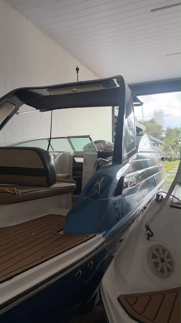 Lancha Triton 250 - Foto 2