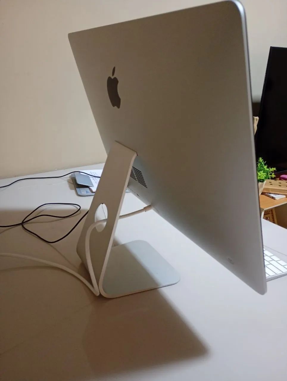 iMac (21 iMac (21