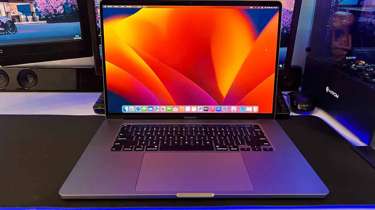 新品未開封 16インチ MacBook Pro M5 Max 48GB 2TB MacBook Pro 16