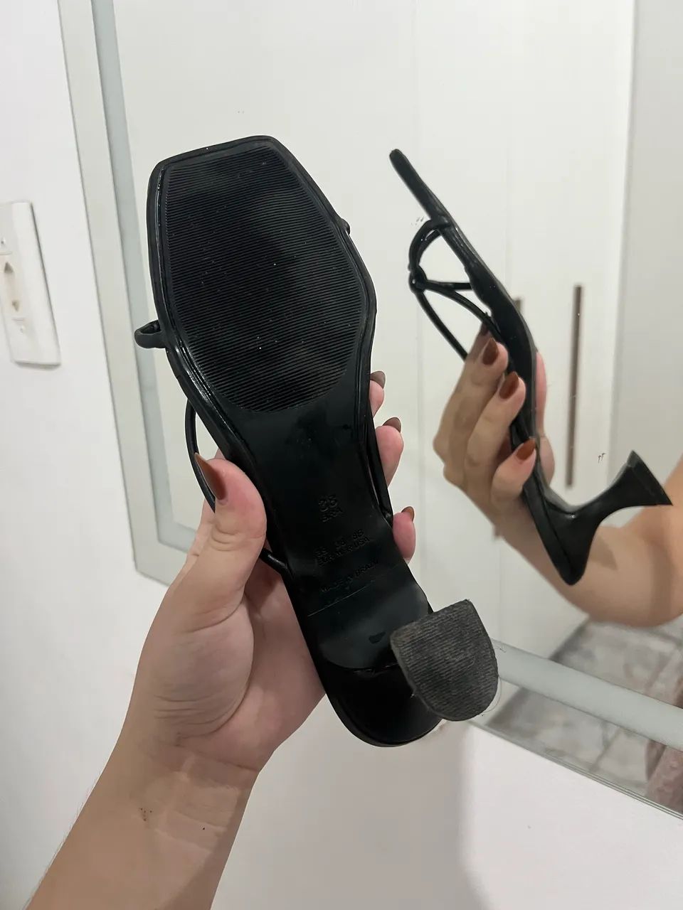 Sandália preta TAM 38 - Foto 2