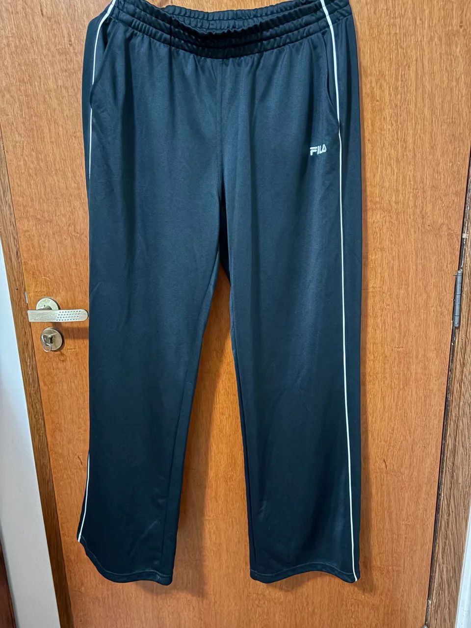Calça Fila XL preta 