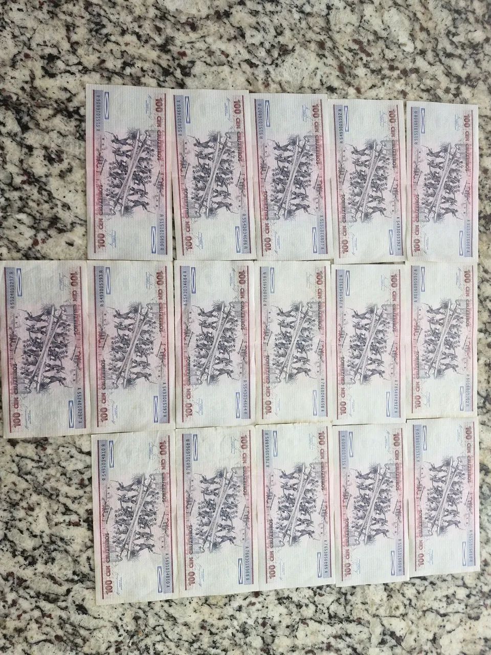 VENDO 16 NOTAS DE CEM CRUZEIROS  - Foto 2