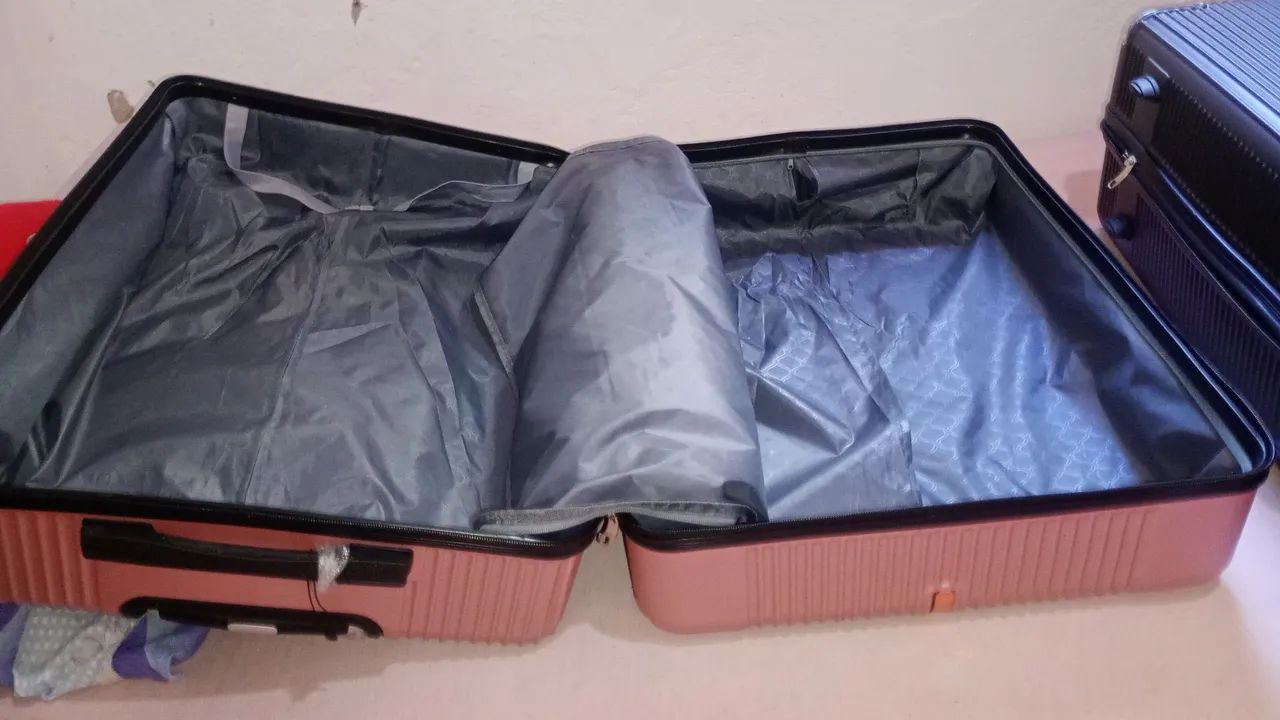 tenho duas malas pra vender  - Foto 2