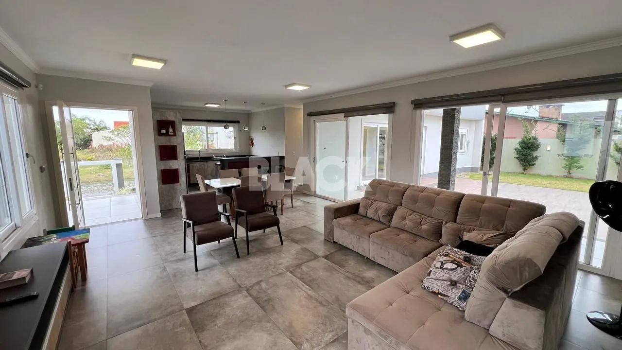 Casa a venda na Bellatorres - SC com piscina e 4 dormitórios - Foto 5