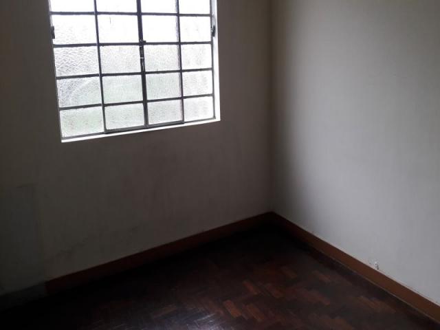 Casa com 04 quartos 02 vagas e ótima localização - Foto 9