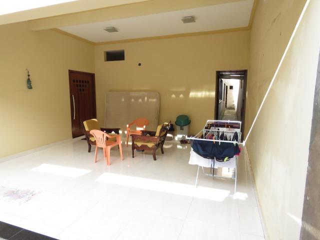 Vendo Excelente Casa na Cohab - Bem Localizada - Foto 2