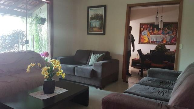 Excelente Oportunidade!! Casa com dois pavimentos - Foto 4