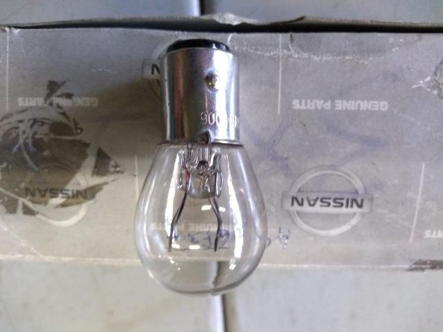 Lampada de 2 polos March/ Versa/ Sentra/ Frontier - Foto 2