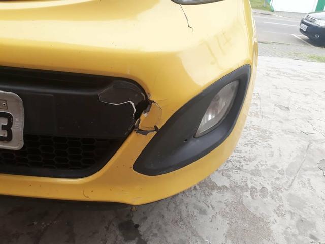 Kia picanto amarelo - Foto 2