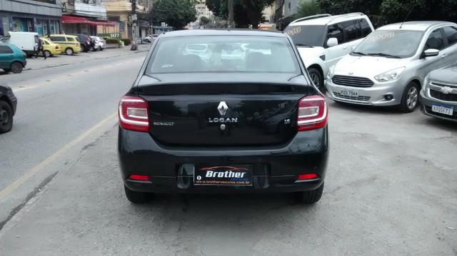 Renault Logan Expression 1.6 Manal 2019 - Foto 4