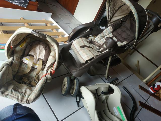 Vendo ou Troco Carrinho Graco + Bebê Conforto + Base do carro - Foto 3