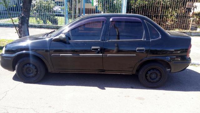 Corsa sedan 2010 classic só 2mil entrada - Foto 2